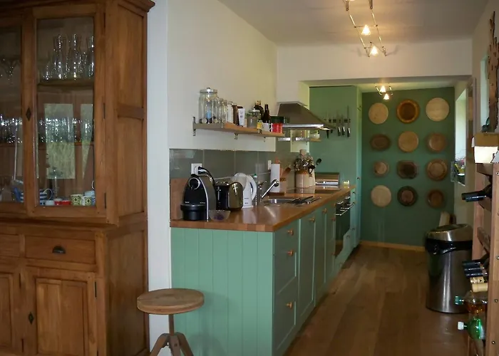 إيتوال شاليه *